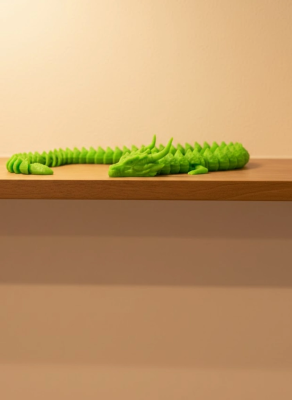 Hareketli Yeşil Ejderha Figür Uzun Gövdeli Koleksiyonluk Tasarım